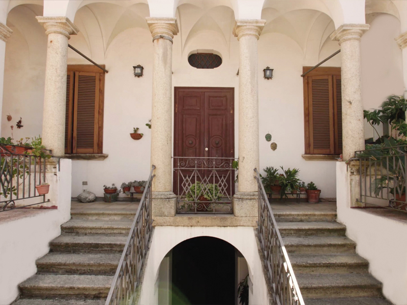 Le Corti